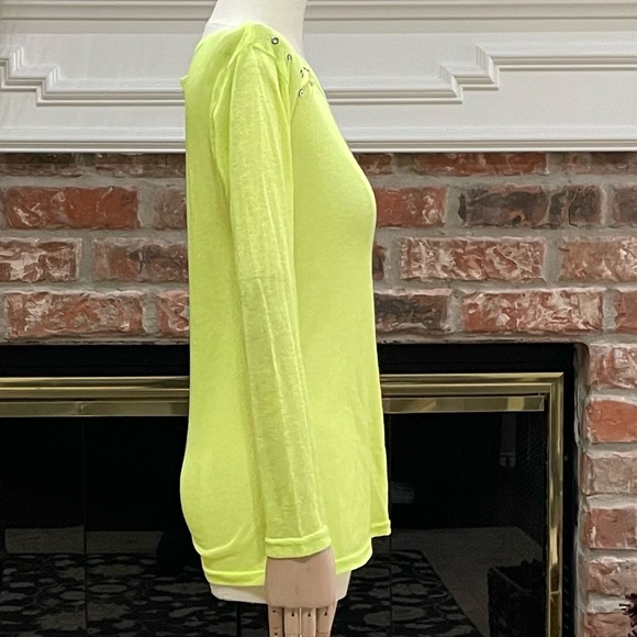 Audrey Ann neon yellow sweater with grommets / S / Excellent condition - Picture 4 of 11